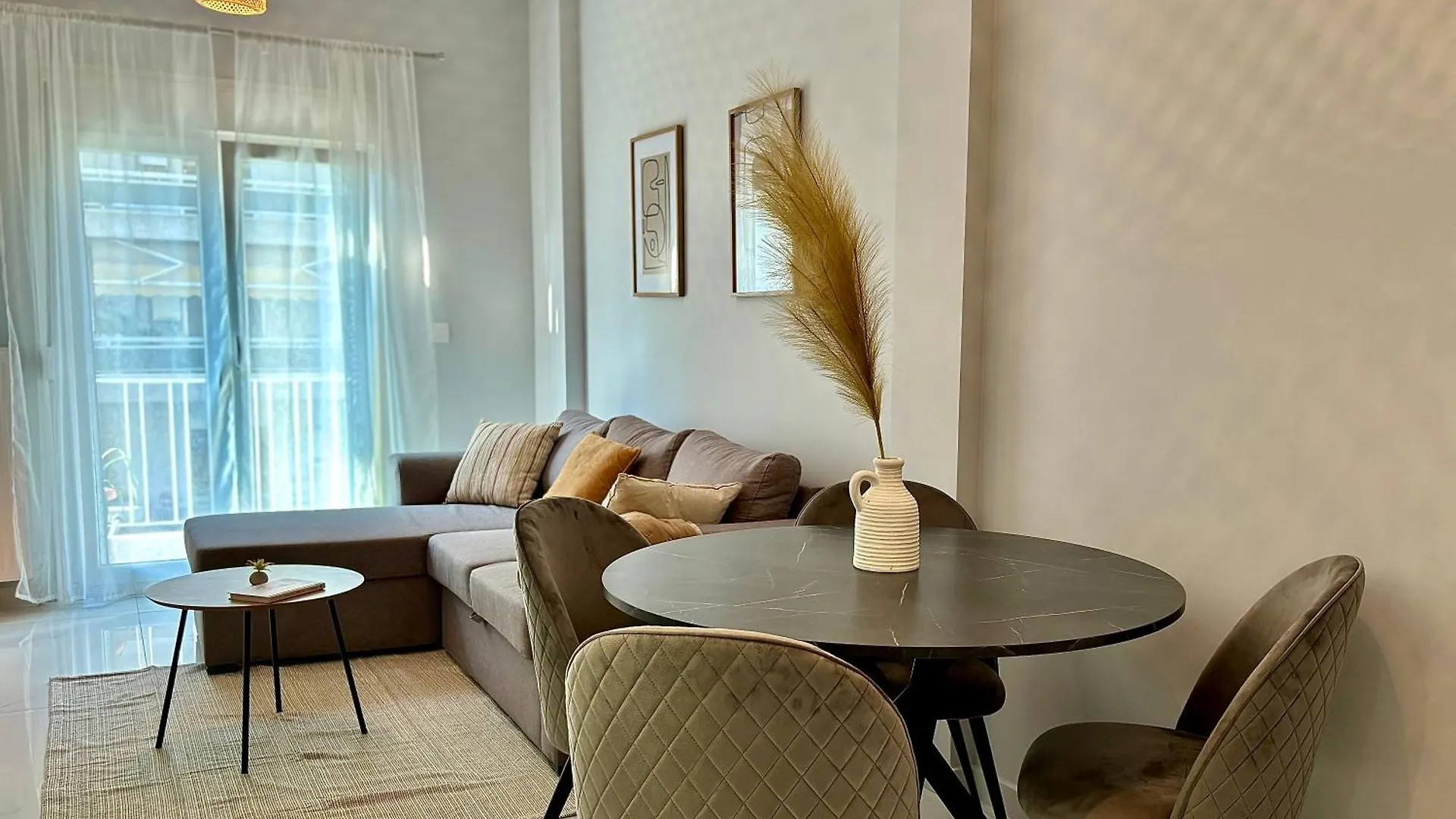 Family Suite With Balcony Selanik Daire